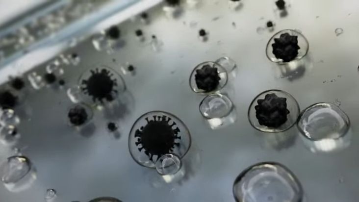 Chức năng tự động làm sạch dàn lạnh có khả năng sấy khô và loại bỏ độ ẩm bên trong dàn lạnh